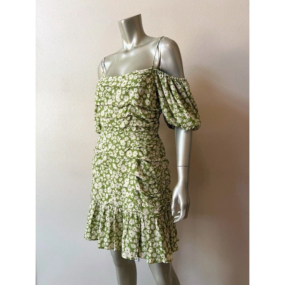 ASTR The Label Green Ditsy Mini Dress Size Large Floral Off Shoulder Puff Sleeve - Picture 4 of 5